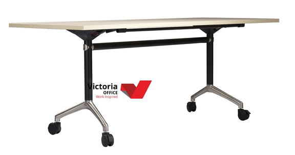 C81 - FOLDING TABLE image 3