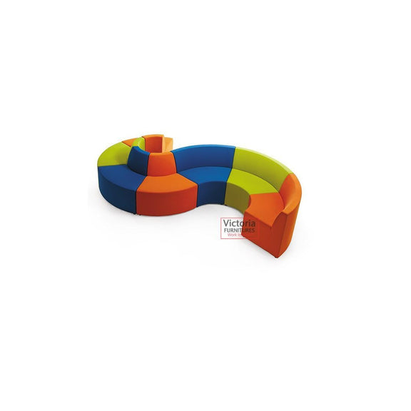U TIME D - BREAKOUT SOFA image 0